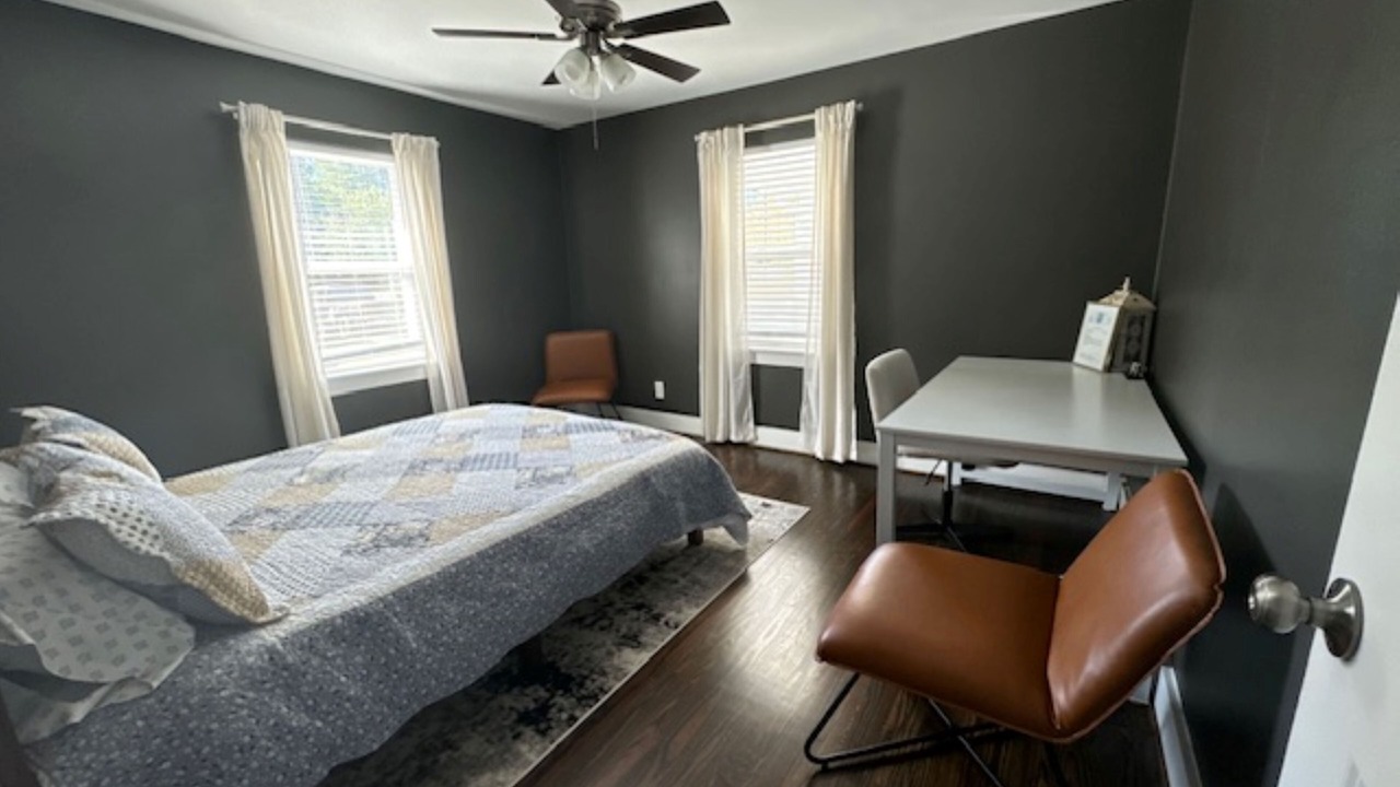 Photo of Bedroom in Kennesaw
