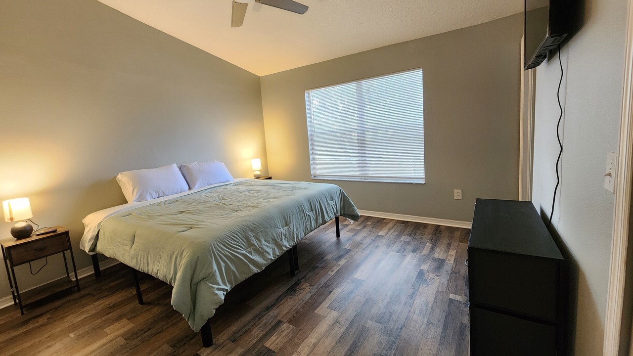 Photo of Bedroom in Meadow Pointe