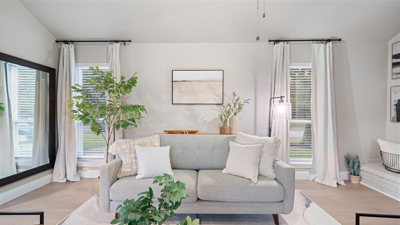 Photo of Livingroom in Plano