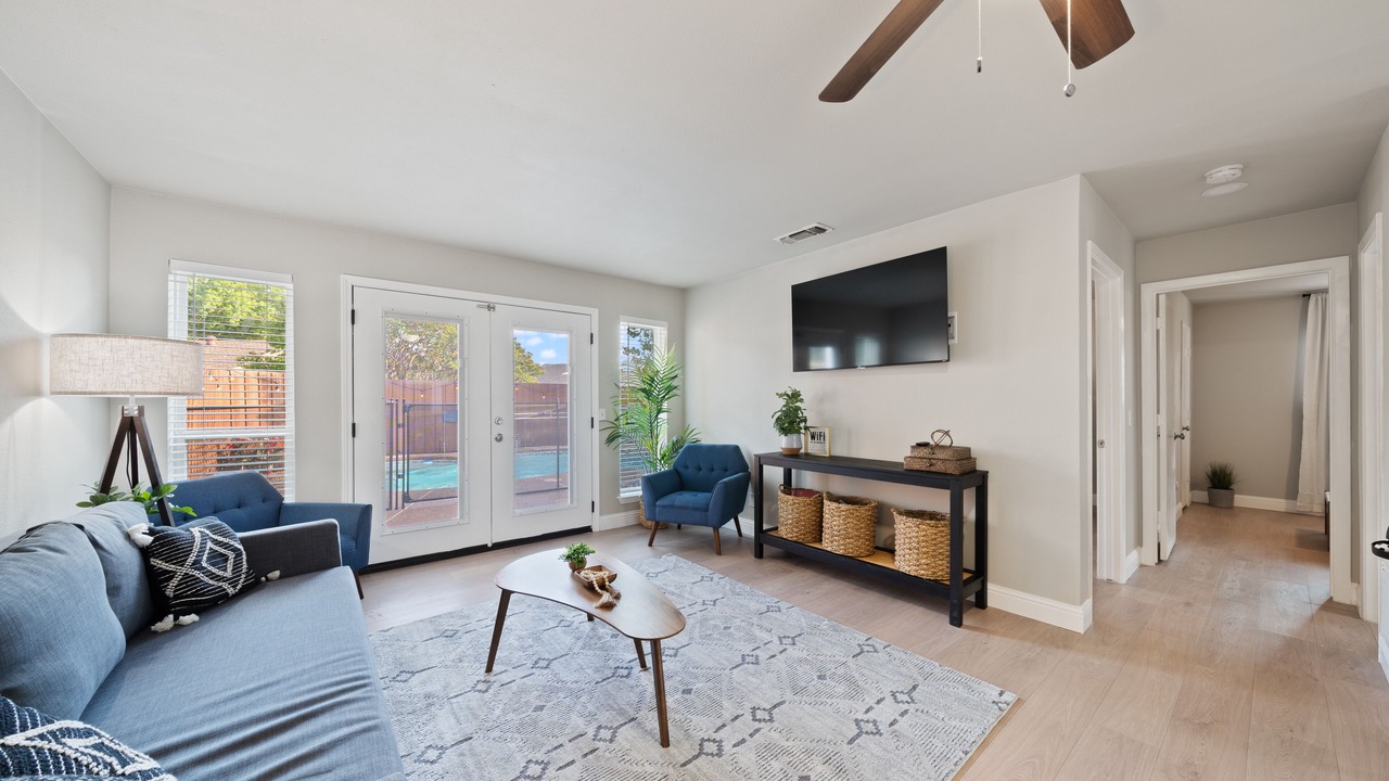 Photo of Livingroom in Plano