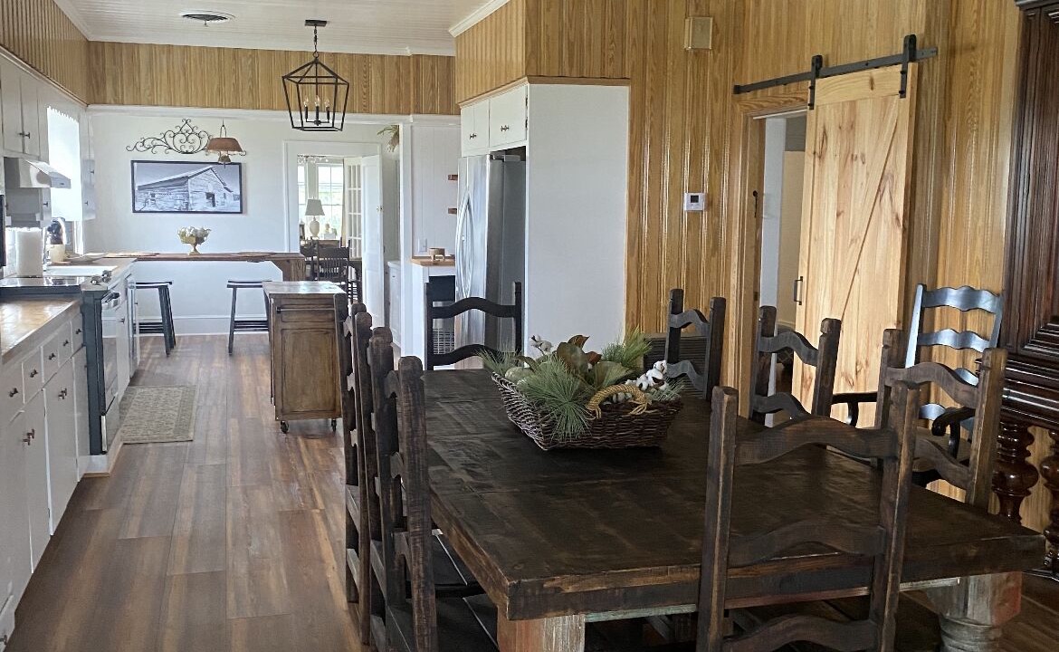 Photo of Others in Sylvester