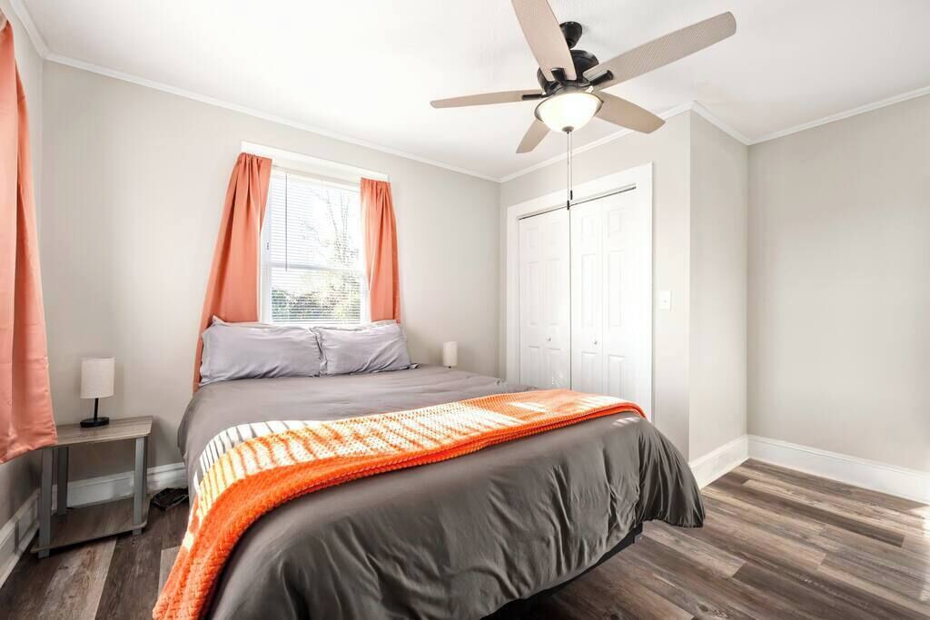 Photo of Bedroom in Central
