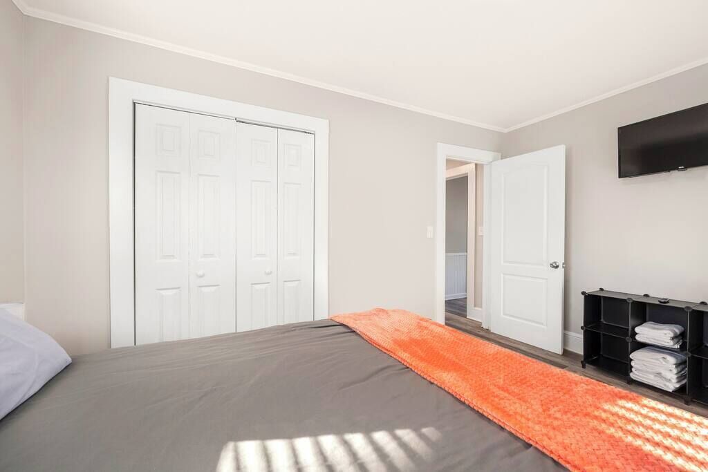 Photo of Bedroom in Central