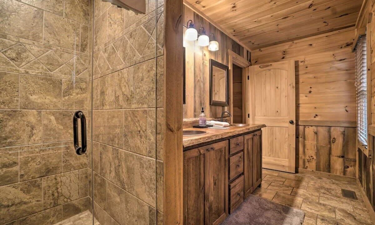Photo of Bathroom in Ridges Over the Lake