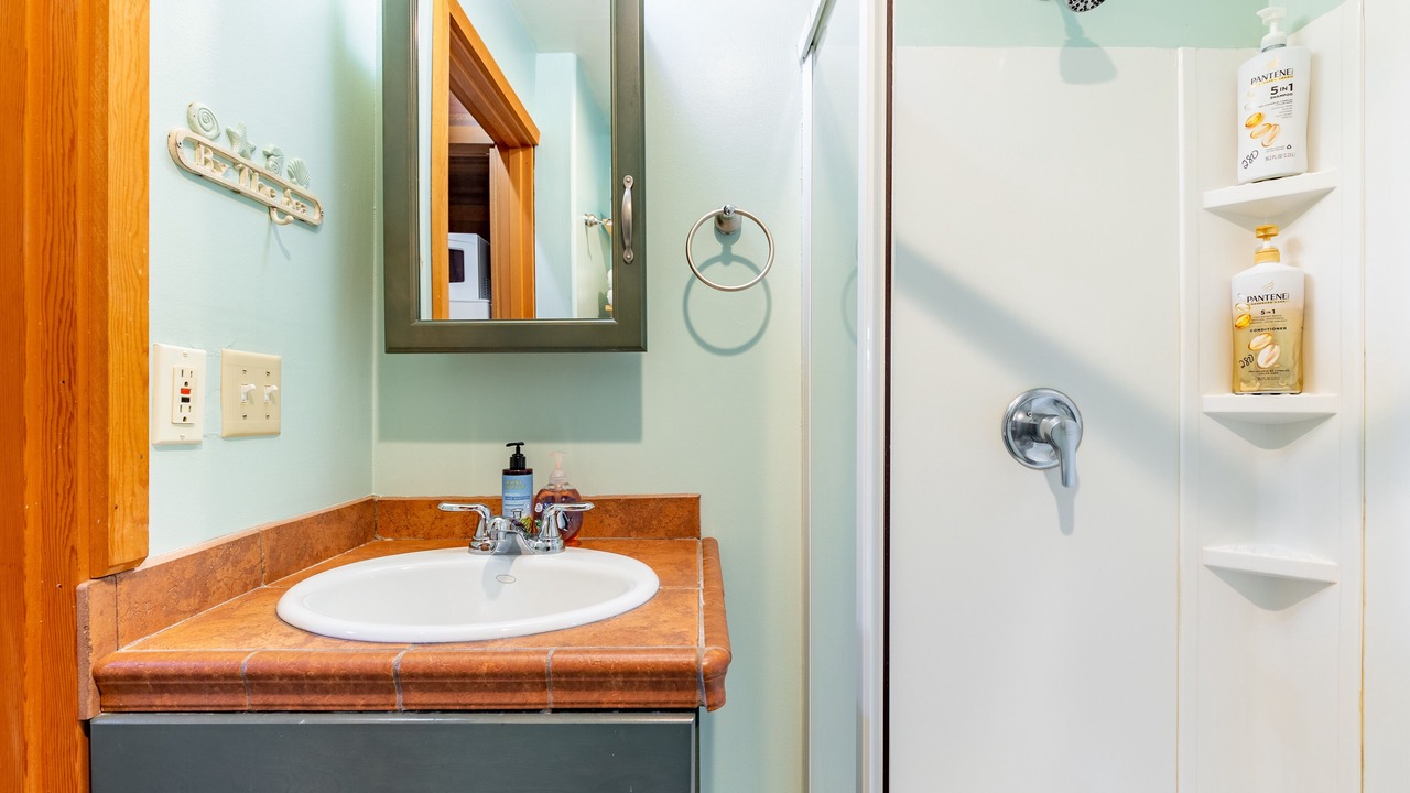 Photo of Bathroom in Oak Harbor