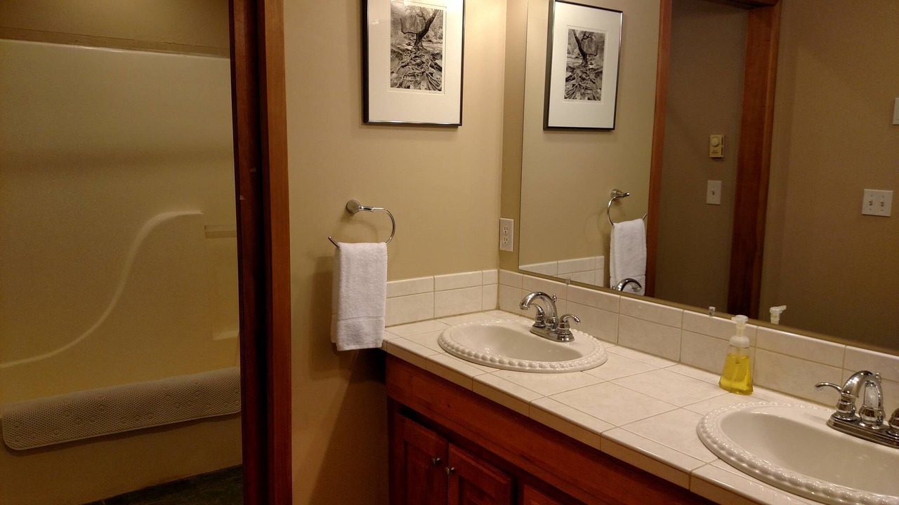 Photo of Bathroom in Langley