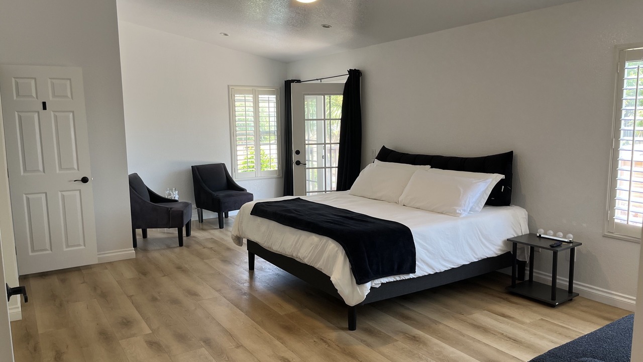 Photo of Bedroom in Oceanside