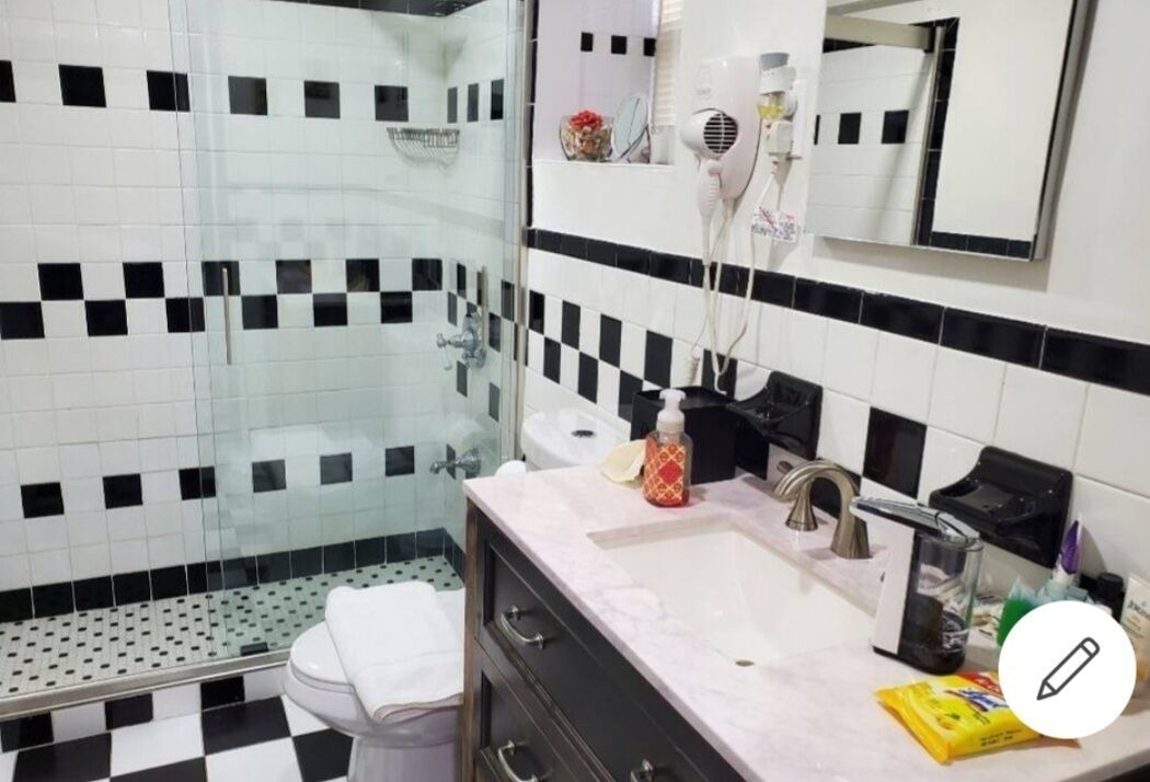 Photo of Bathroom in University Heights