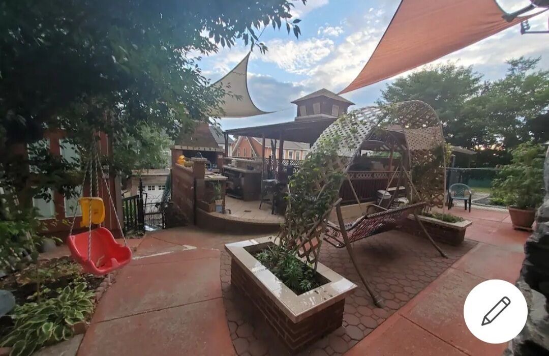 Photo of Patio Balcony in University Heights