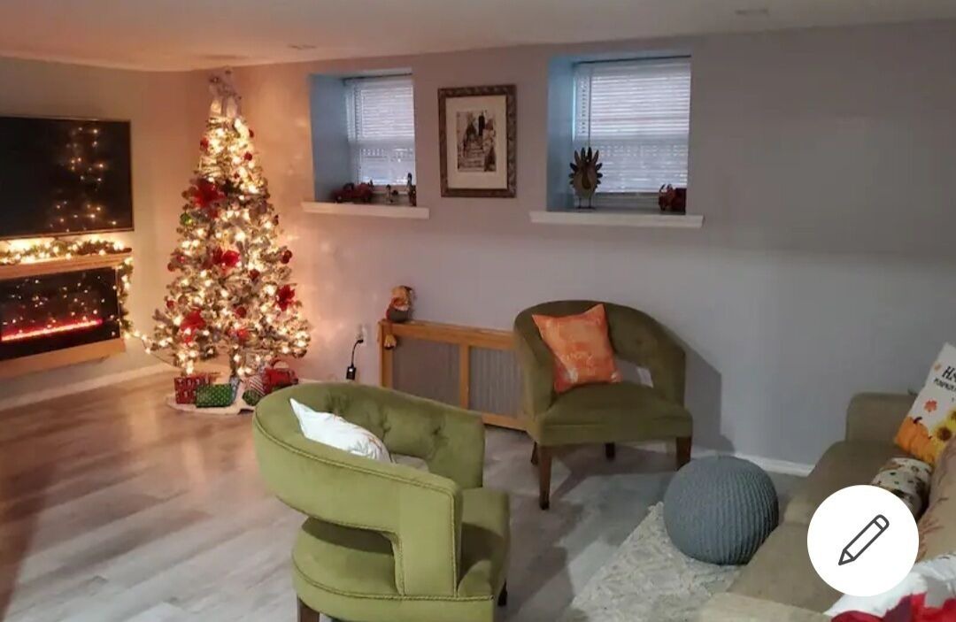 Photo of Livingroom in University Heights