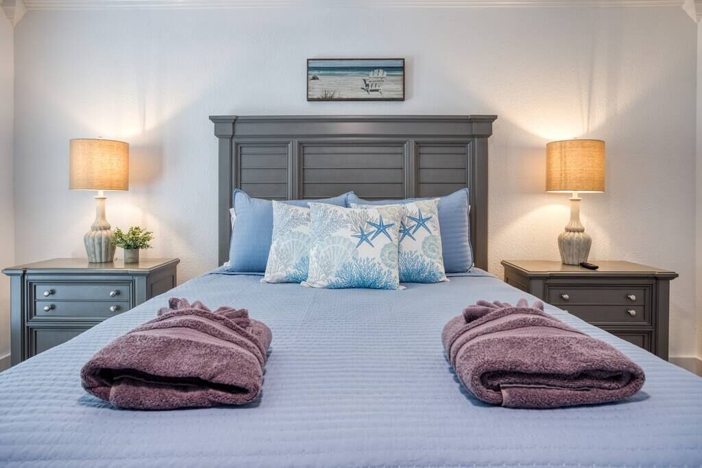 Photo of Bedroom in Bay Area