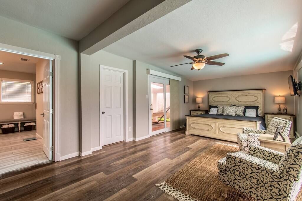 Photo of Bedroom in Bay Area