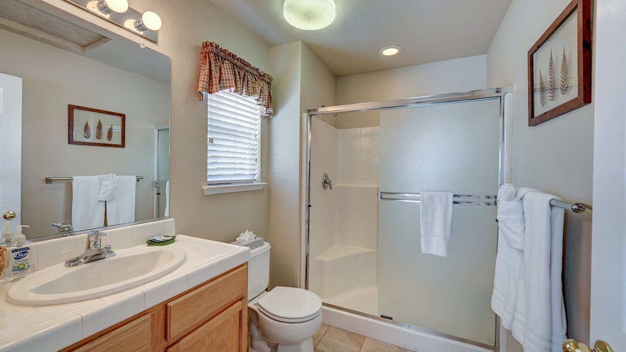 Photo of Bathroom in Angels Camp