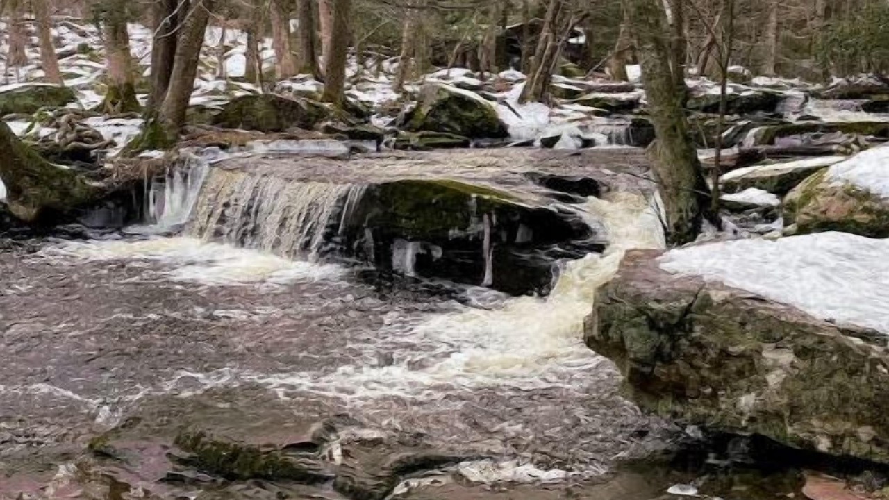 Photo of Outdoor in Smallwood