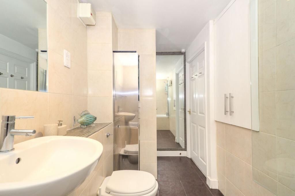 Photo of Bathroom in Eltham West