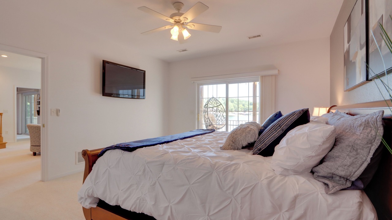 Photo of Bedroom in Gravois Mills