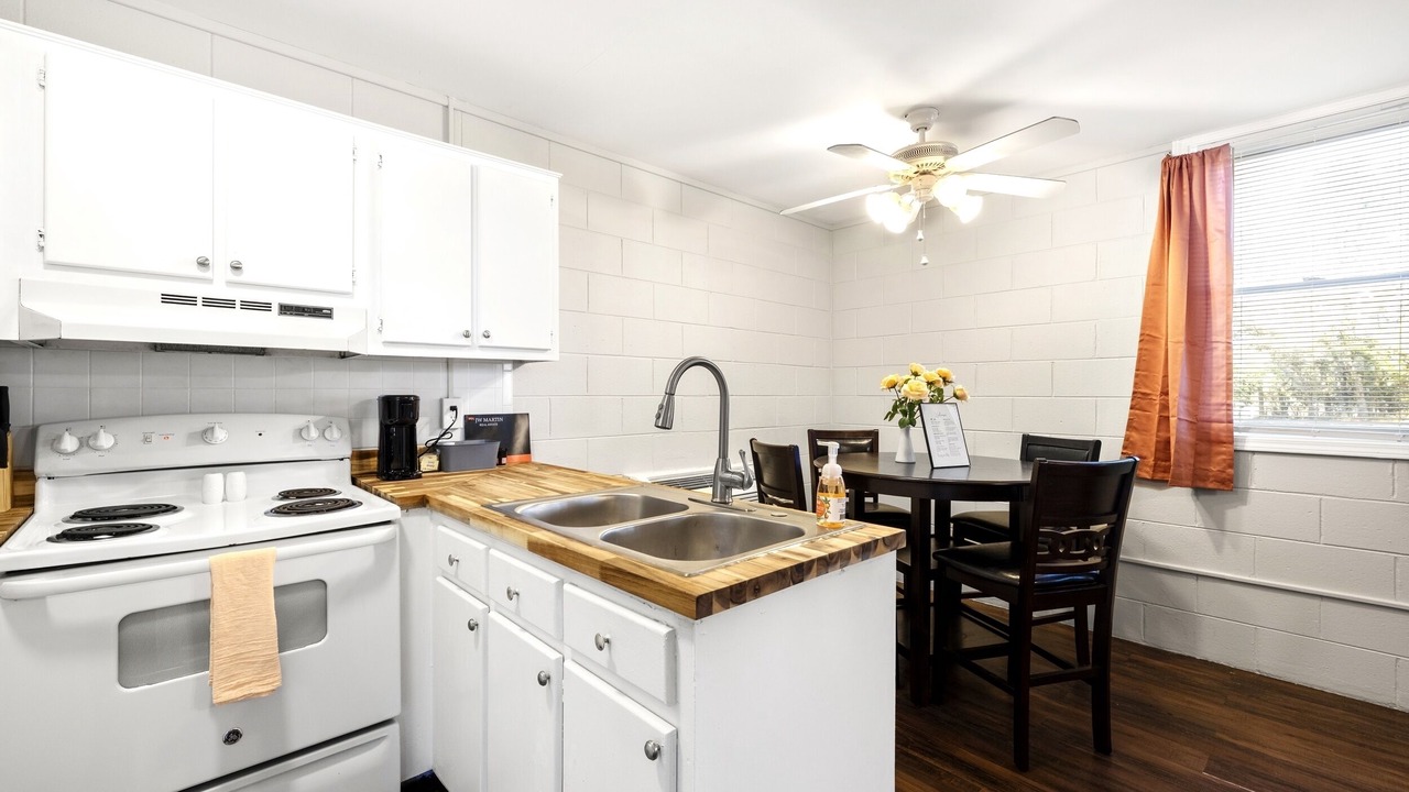 Photo of Kitchen in Central