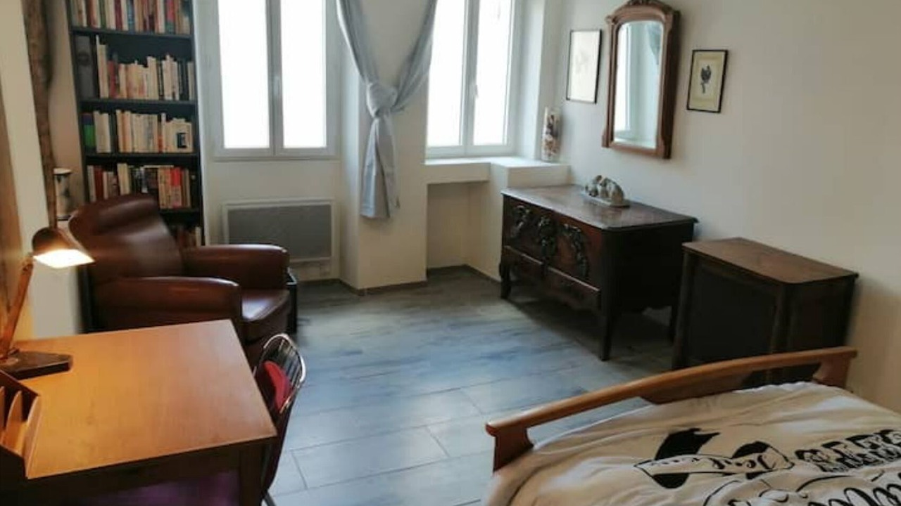 Photo of Bedroom in Courtenay