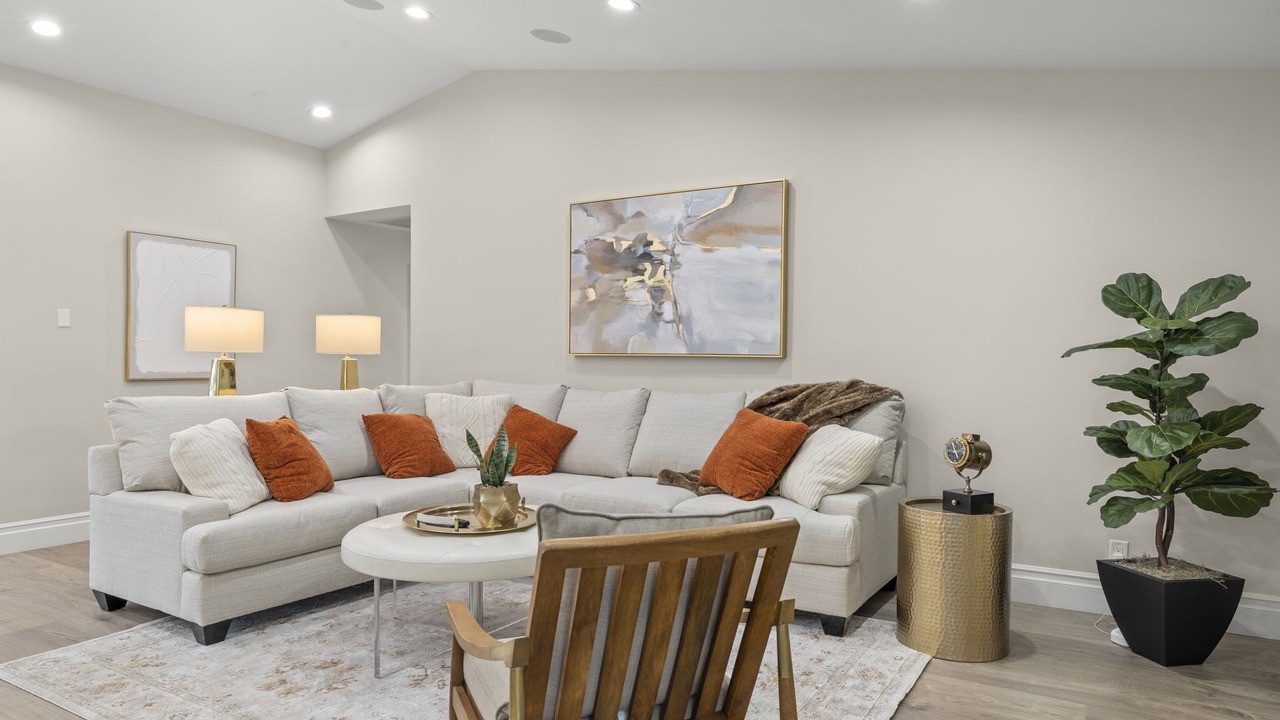 Photo of Livingroom in Roadrunner Estates East