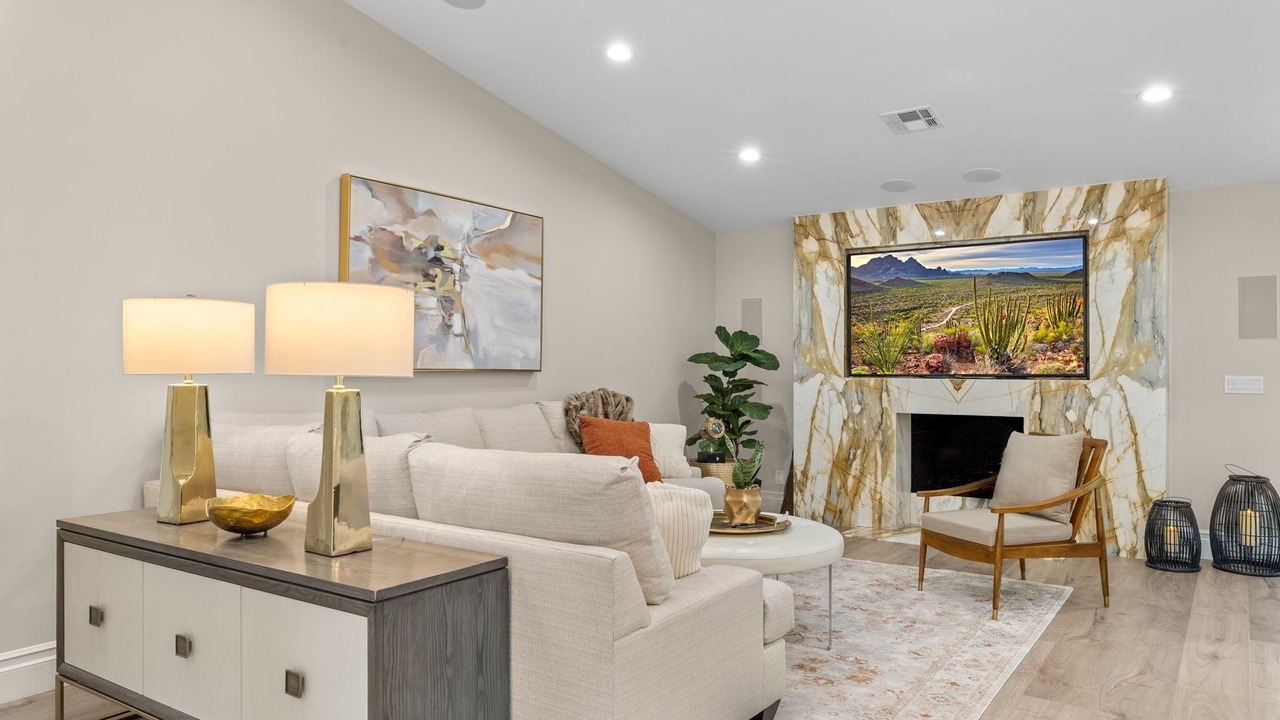 Photo of Livingroom in Roadrunner Estates East