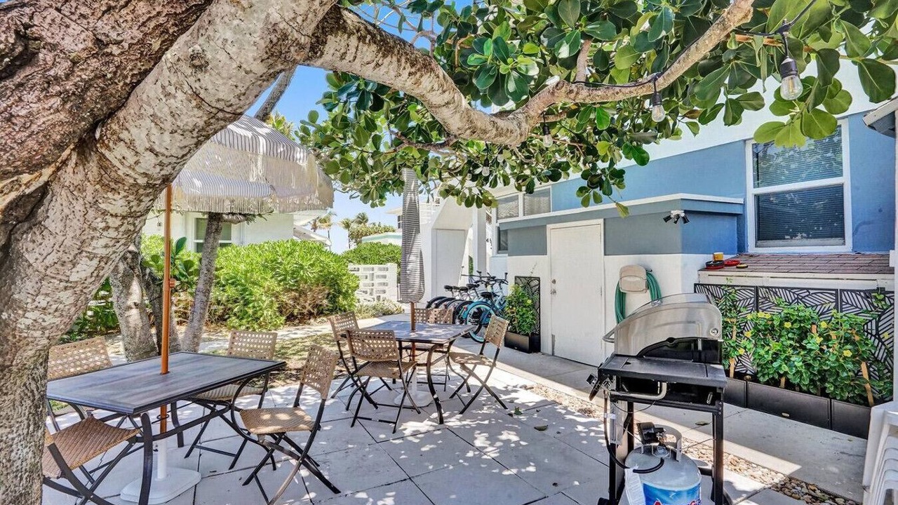 Photo of Outdoor in Hollywood South Central Beach