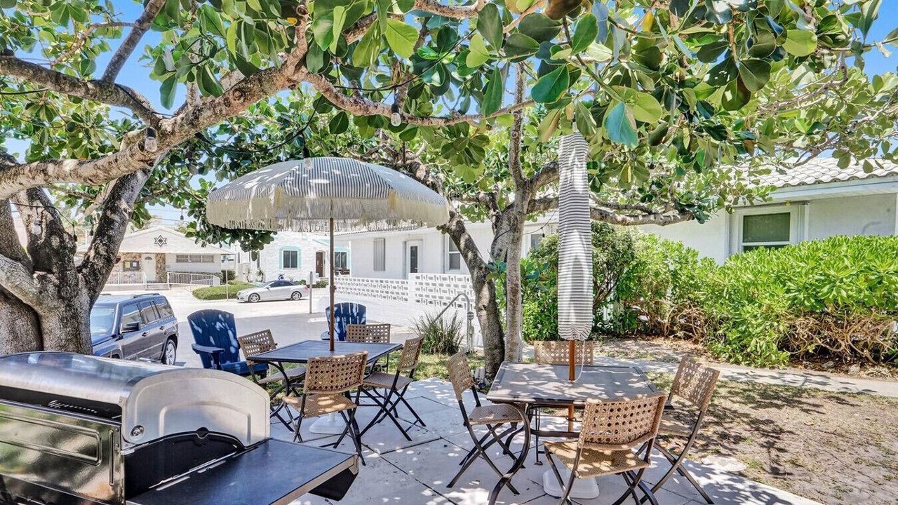 Photo of Outdoor in Hollywood South Central Beach