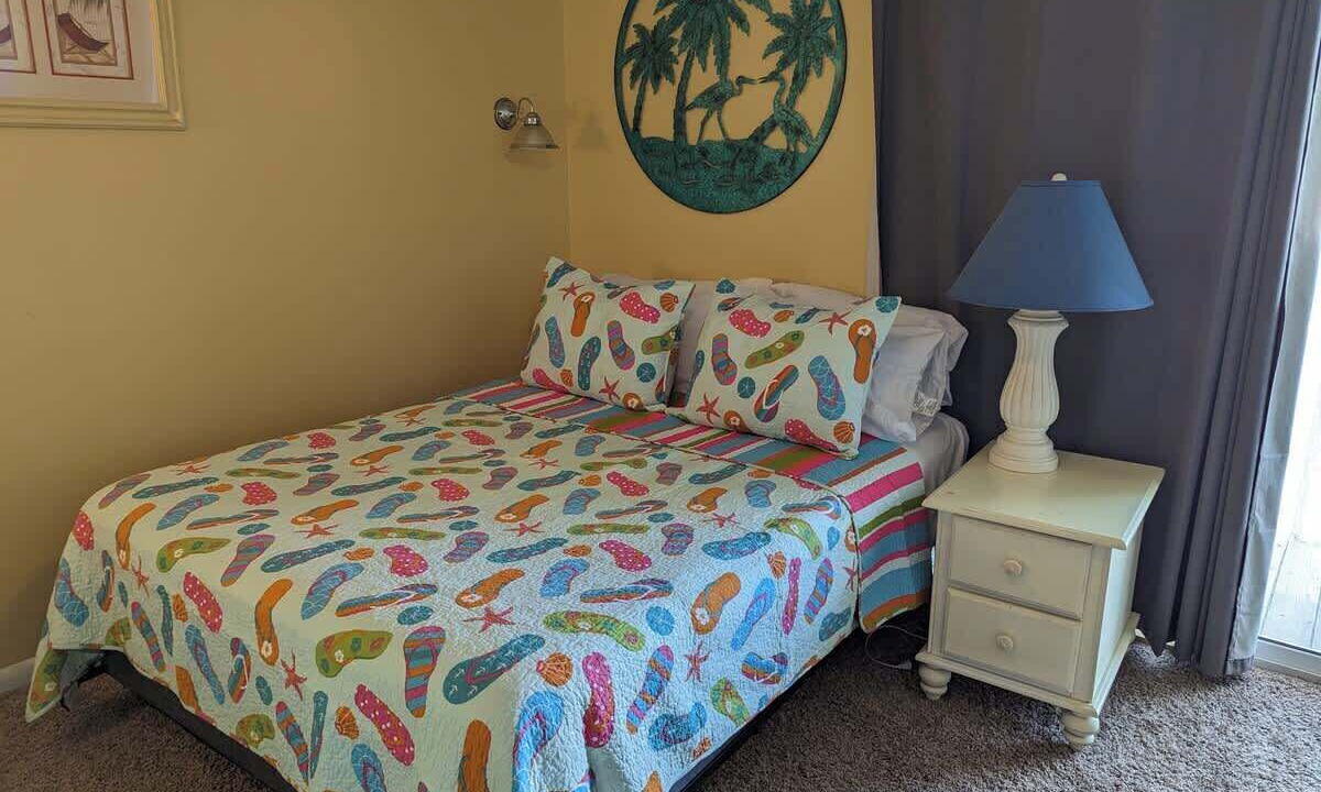 Photo of Bedroom in Wilmington Beach