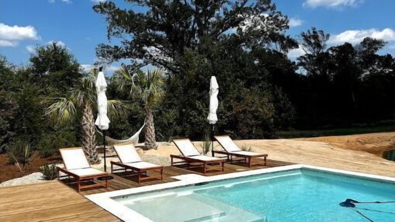 Photo of Outdoor in Arp