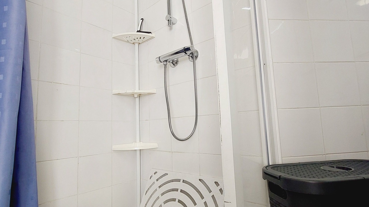 Photo of Bathroom in Escatalens