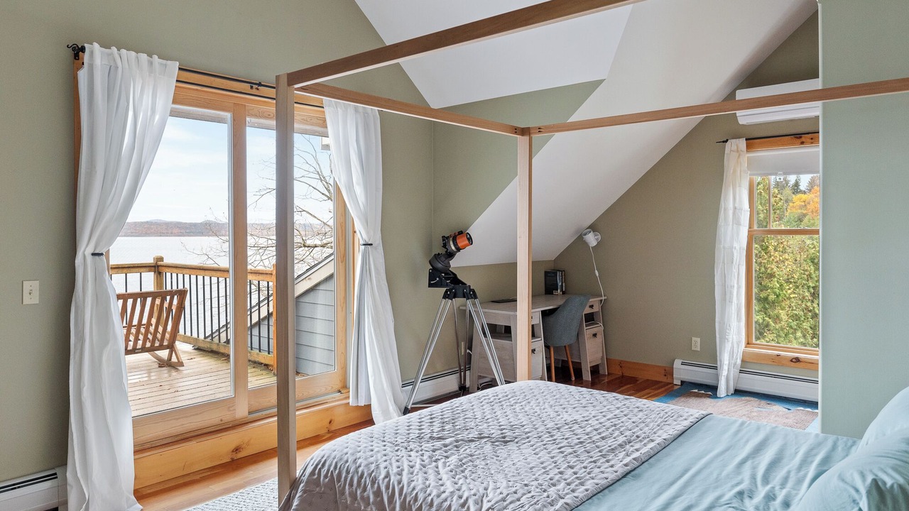 Photo of Bedroom in South Hero