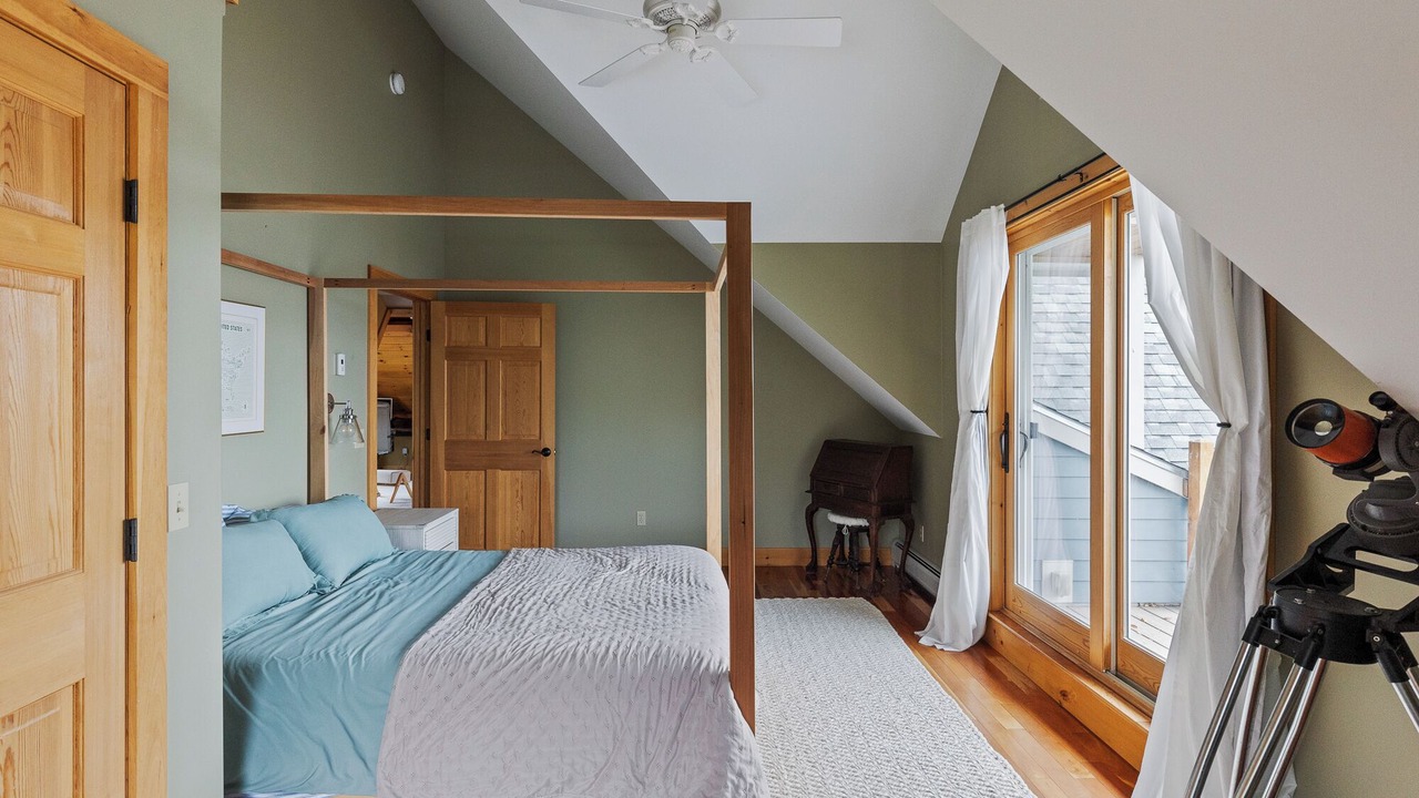 Photo of Bedroom in South Hero