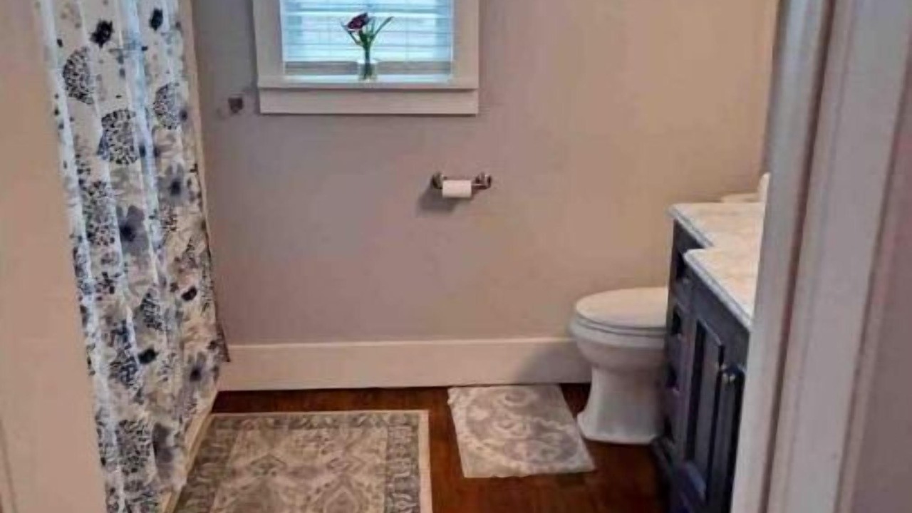 Photo of Bathroom in Smithville
