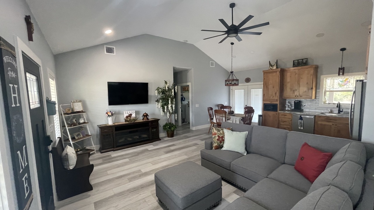 Photo of Livingroom in Caldwell