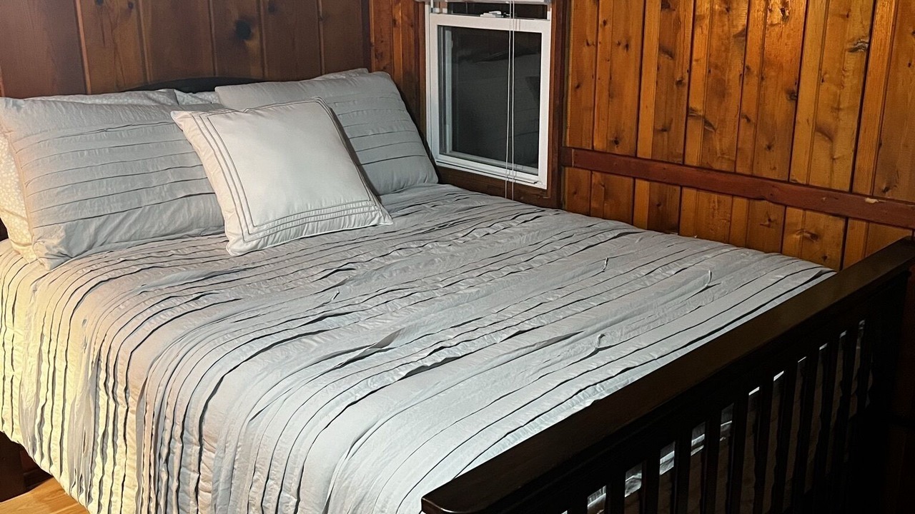 Photo of Bedroom in Lily Dale