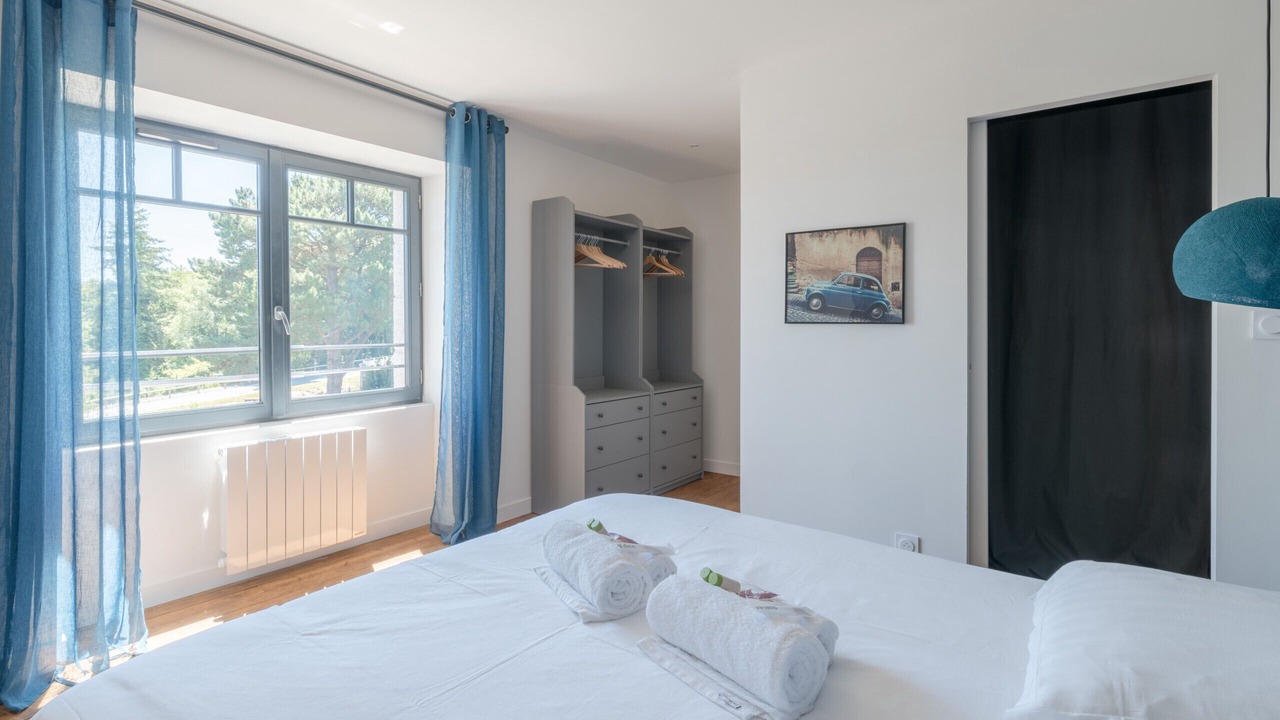Photo of Bedroom in Plouer-sur-Rance