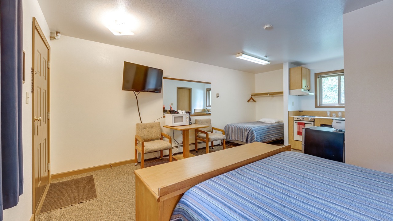 Photo of Bedroom in Cooper Landing