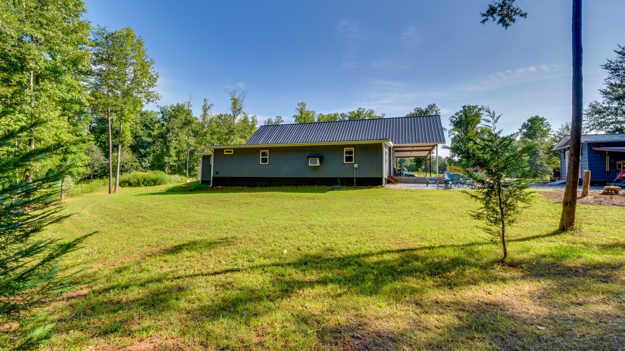 Photo of Outdoor in Clarkesville