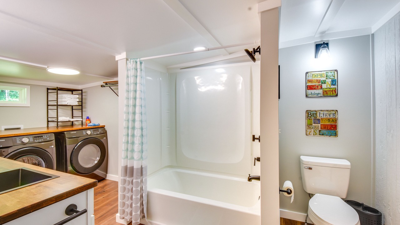Photo of Bathroom in Clarkesville