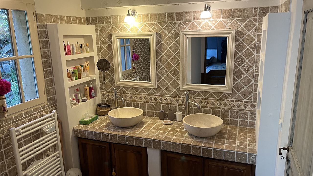 Photo of Bathroom in Valflaunes