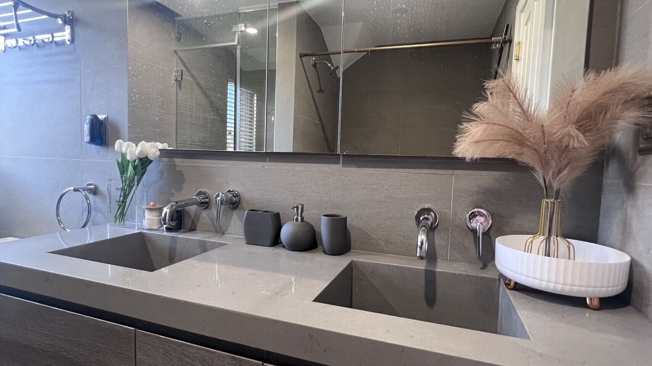 Photo of Bathroom in Auburndale