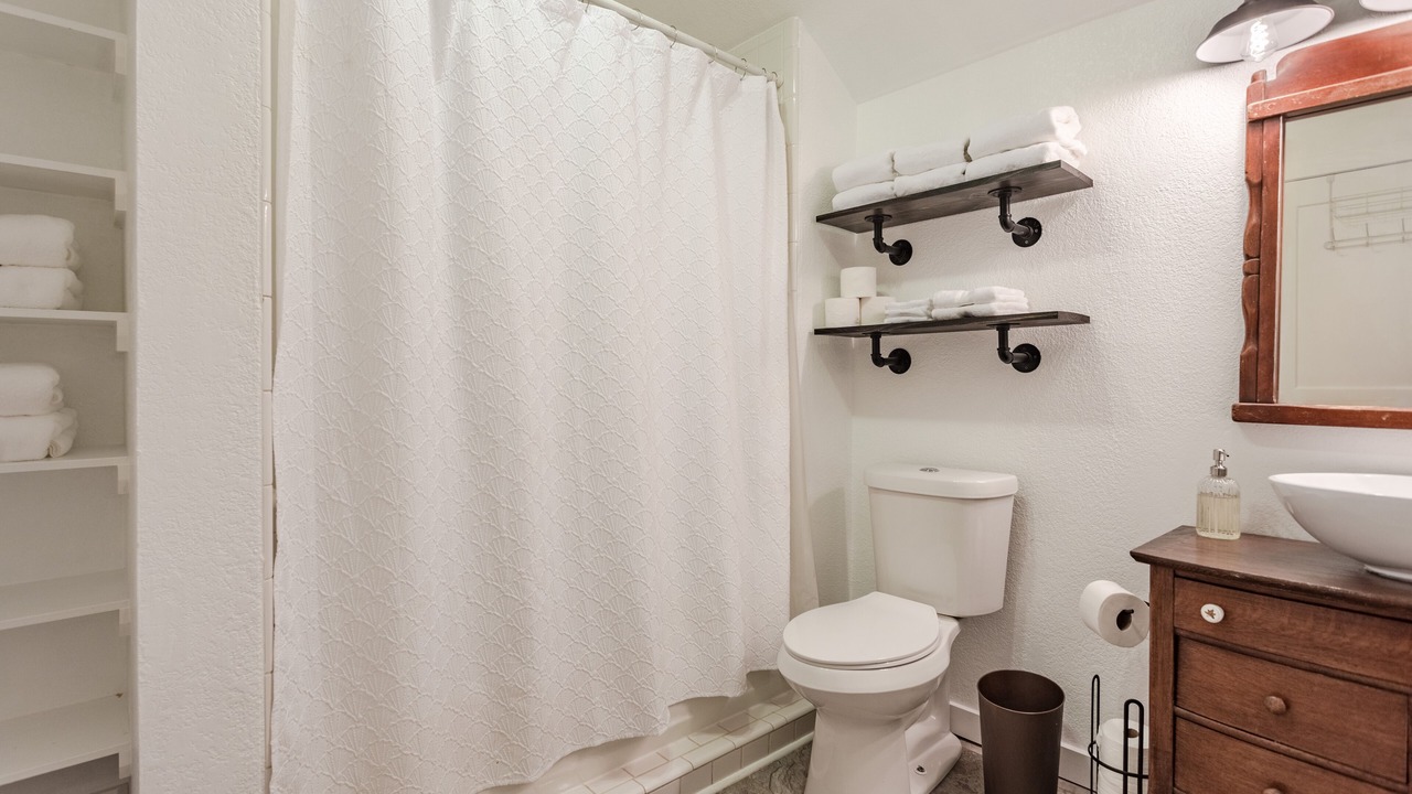 Photo of Bathroom in Crawford