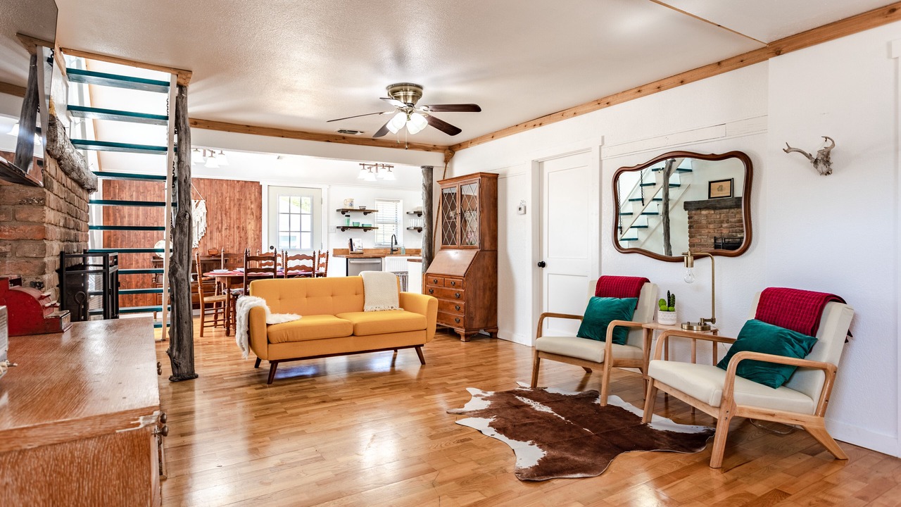 Photo of Livingroom in Crawford