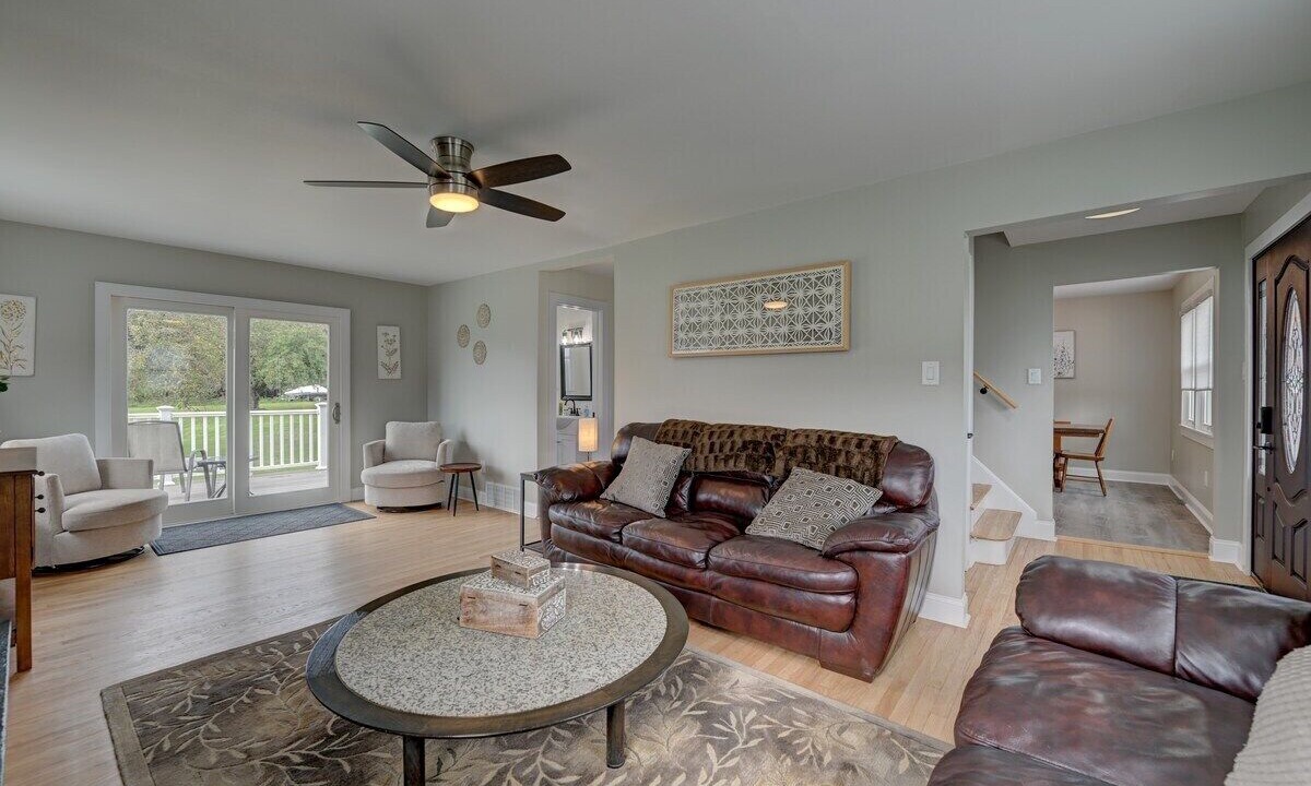 Photo of Livingroom in Central Bridge