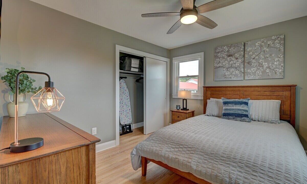 Photo of Bedroom in Central Bridge