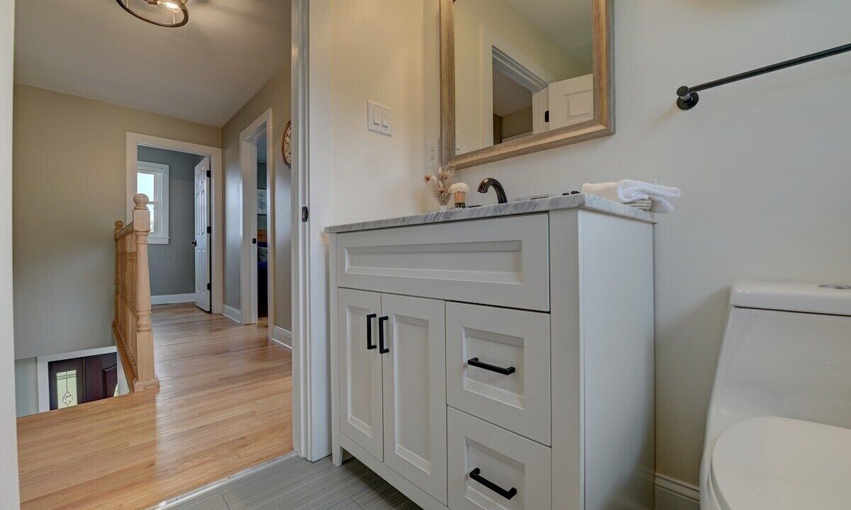 Photo of Bathroom in Central Bridge