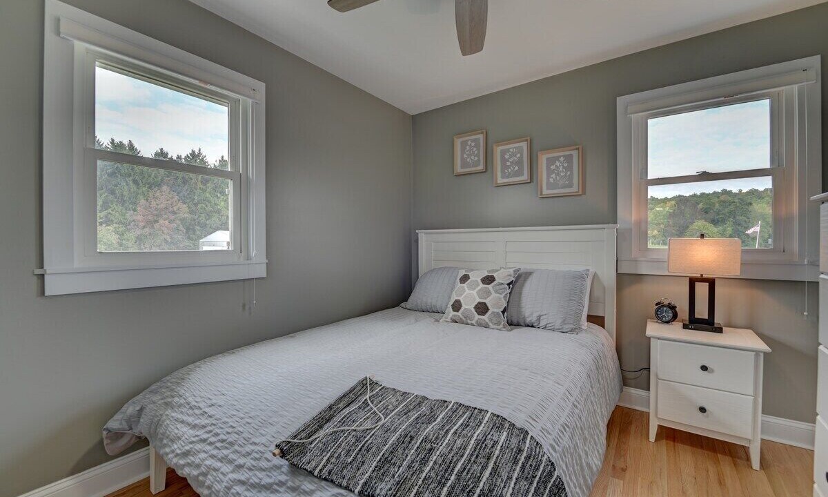 Photo of Bedroom in Central Bridge