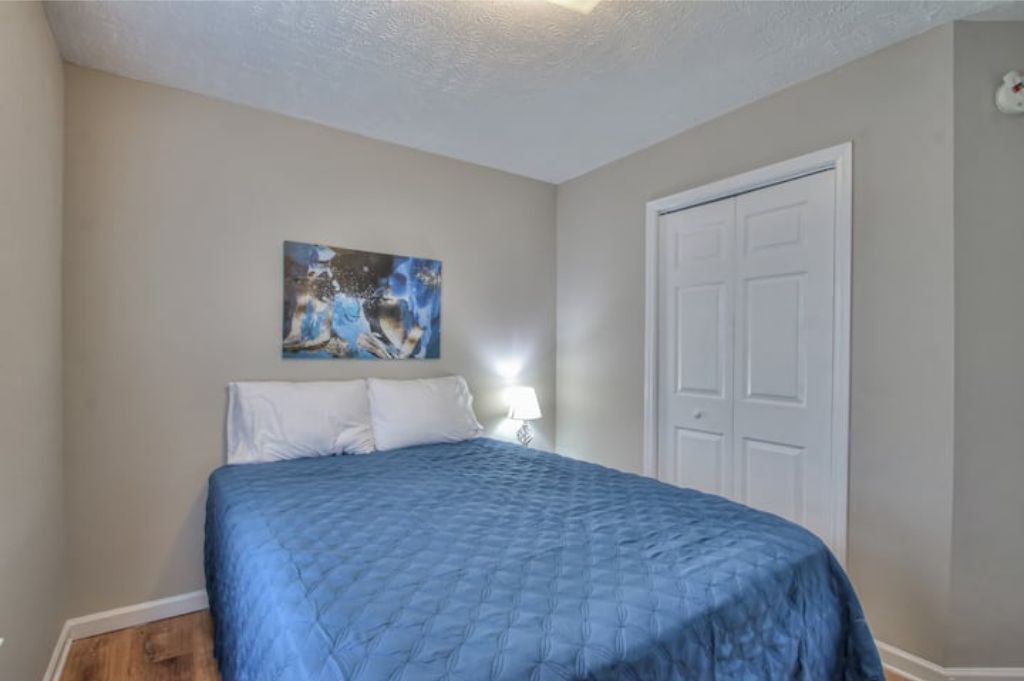 Photo of Bedroom in Smyrna