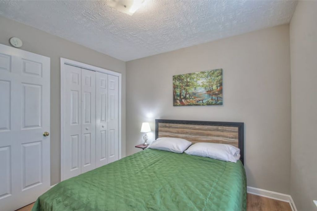 Photo of Bedroom in Smyrna