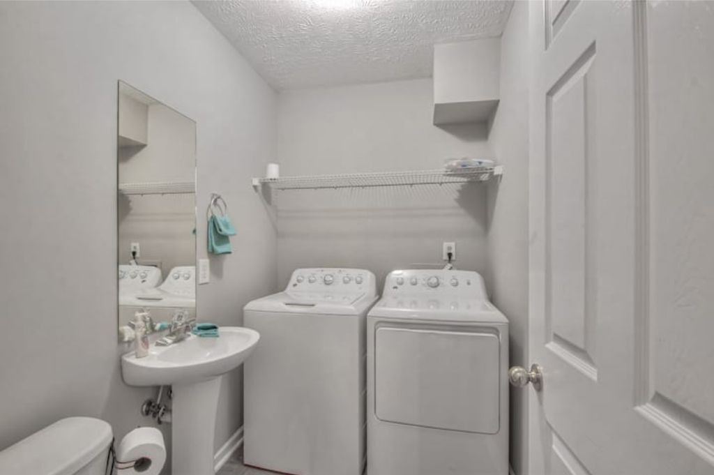 Photo of Bathroom in Smyrna