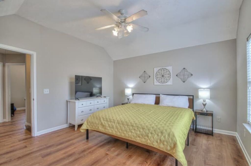 Photo of Bedroom in Smyrna